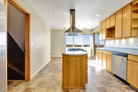 Kitchen - 3101 E 112th Ave, Anchorage, AK 99516 photo 8 of 8