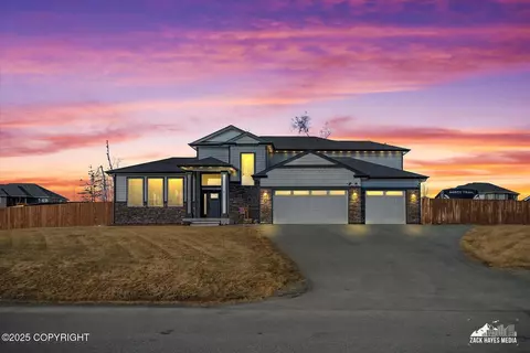 3593 S Barn Gable Loop, Wasilla, AK 99654