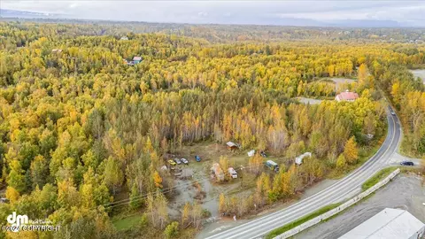 1058 S Hyer Rd, Wasilla, AK 99654