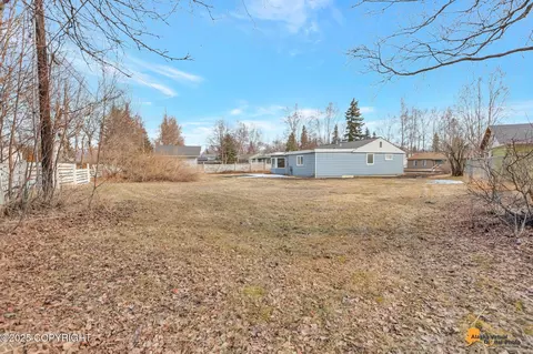 2411 E 17th Ave, Anchorage, AK 99508 photo 43