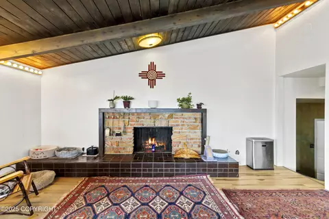 Living - 2201 D St, Anchorage, AK 99503 photo 3 of 6
