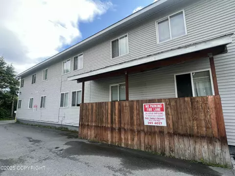 1435 W 25th Ave, Anchorage, AK 99503