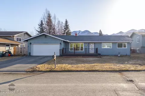 3221 Evergreen St, Anchorage, AK 99504