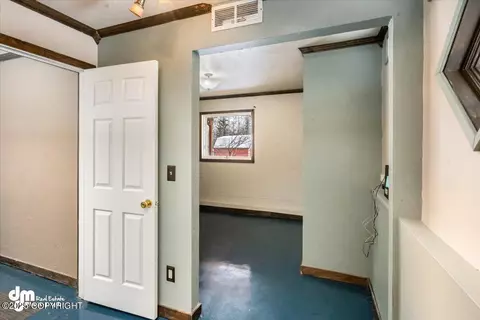 Bedroom - 31805 Eagle River Rd, Eagle River, AK 99577 photo 2 of 4