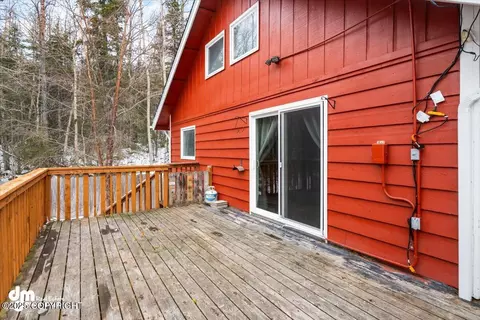 Exterior - 31805 Eagle River Rd, Eagle River, AK 99577 photo 13 of 18