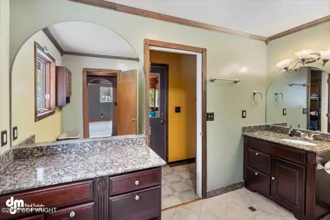 Bath - 31805 Eagle River Rd, Eagle River, AK 99577 photo 1 of 5