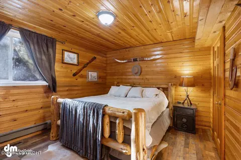 Bedroom - 21392 Barbara Falls Dr, Eagle River, AK 99577 photo 1 of 5