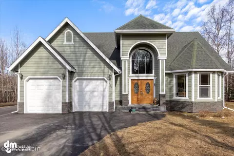 695 E Diamond Wood Way, Wasilla, AK 99654