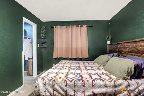 Bedroom - 21651 Bear View Pl, Chugiak, AK 99567 photo 2 of 2