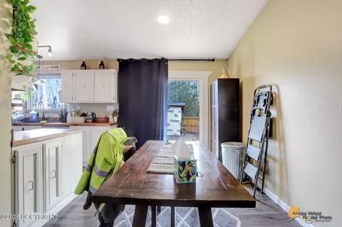 Dining - 21651 Bear View Pl, Chugiak, AK 99567 photo 1 of 1