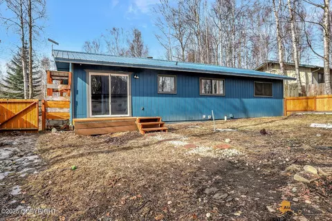 Exterior - 21651 Bear View Pl, Chugiak, AK 99567 photo 3 of 5