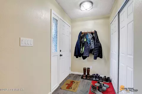 Entry Way - 21651 Bear View Pl, Chugiak, AK 99567 photo 1 of 1