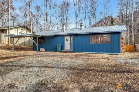 Exterior - 21651 Bear View Pl, Chugiak, AK 99567 photo 2 of 5