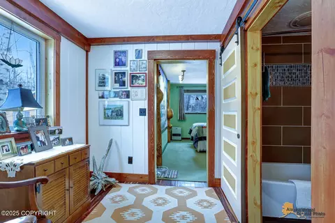 Entry Way - 14153 E Gliska St, Talkeetna, AK 99676 photo 4 of 5