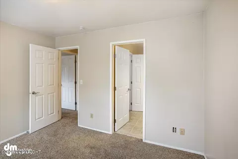 Bedroom - 5622 E 40th Ave, Anchorage, AK 99504 photo 5 of 5