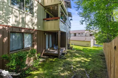 Exterior - 5622 E 40th Ave, Anchorage, AK 99504 photo 5 of 10