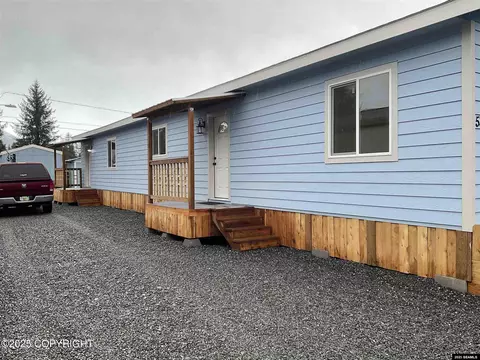 8477 Thunder Mountain Rd, Juneau, AK 99801