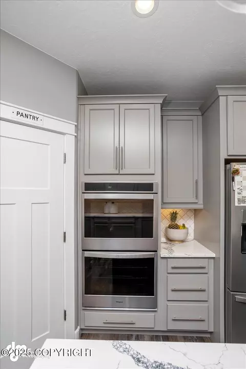 Kitchen - 5131 E Henhouse Loop, Wasilla, AK 99654 photo 9 of 9