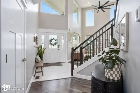 Entry Way - 5131 E Henhouse Loop, Wasilla, AK 99654 photo 2 of 11