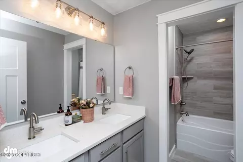 Bath - 5131 E Henhouse Loop, Wasilla, AK 99654 photo 16 of 20