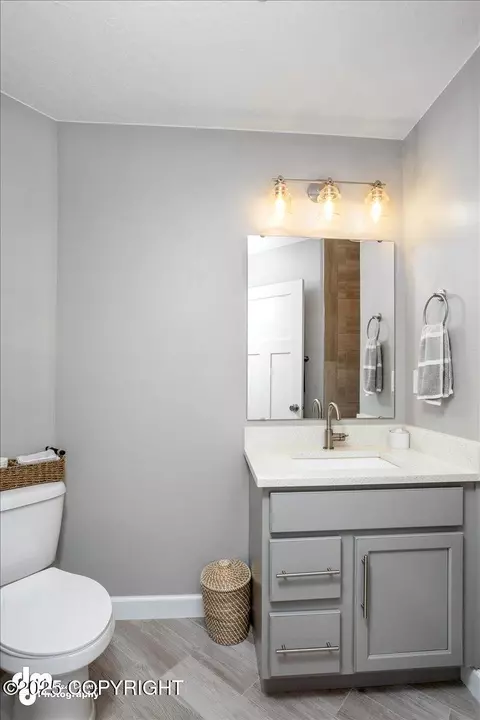 Bath - 5131 E Henhouse Loop, Wasilla, AK 99654 photo 11 of 20