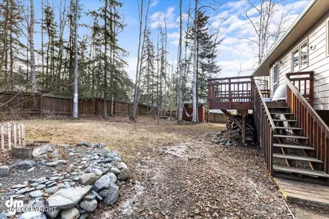 Exterior - 10911 Adanak Cir, Eagle River, AK 99577 photo 6 of 9