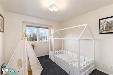 Bedroom - 10911 Adanak Cir, Eagle River, AK 99577 photo 5 of 8