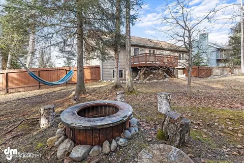 Exterior - 10911 Adanak Cir, Eagle River, AK 99577 photo 5 of 9