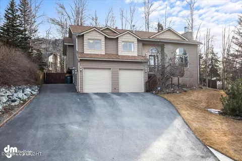 Exterior - 10911 Adanak Cir, Eagle River, AK 99577 photo 8 of 9