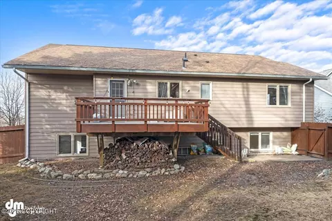 Exterior - 10911 Adanak Cir, Eagle River, AK 99577 photo 4 of 9