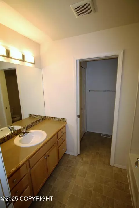 5702 Sapphire Loop # 77A, Anchorage, AK 99504 photo 17