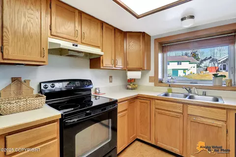 18034 N Parkview Terrace Loop, Eagle River, AK 99577 photo 12