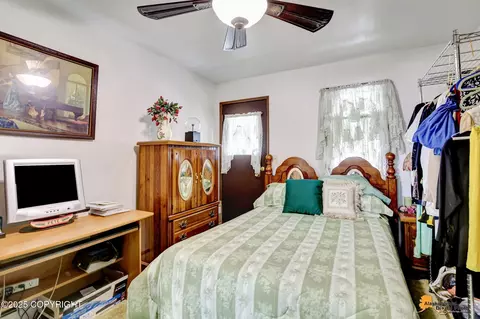 Bedroom - 8440 E 11th Ct, Anchorage, AK 99504 photo 9 of 9