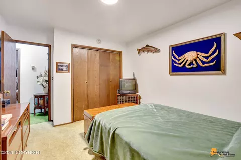 Bedroom - 8440 E 11th Ct, Anchorage, AK 99504 photo 6 of 9