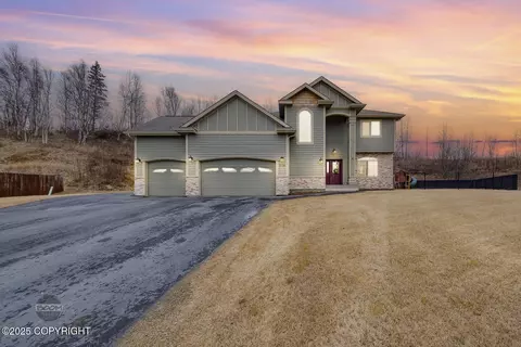 5136 E Capon Cir, Wasilla, AK 99654