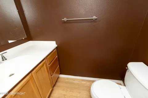 Bath - 10127 Crest View Ln, Eagle River, AK 99577 photo 9 of 9