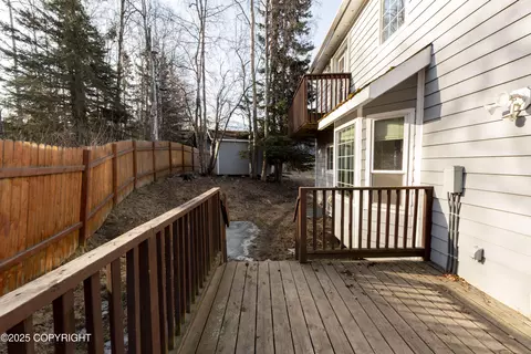 Exterior - 10127 Crest View Ln, Eagle River, AK 99577 photo 3 of 9