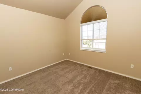 Bedroom - 10127 Crest View Ln, Eagle River, AK 99577 photo 3 of 5