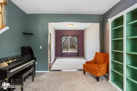 Living - 4491 E Serendipity Loop, Wasilla, AK 99654 photo 2 of 6