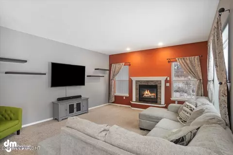 Living - 4491 E Serendipity Loop, Wasilla, AK 99654 photo 3 of 6
