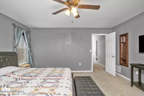 Bedroom - 4491 E Serendipity Loop, Wasilla, AK 99654 photo 3 of 8