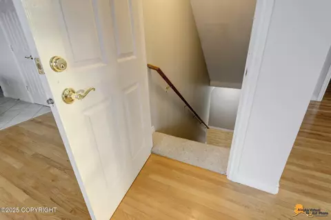 Entry Way - 9915 Middlerock Rd, Anchorage, AK 99507 photo 11 of 13
