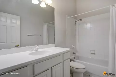 Bath - 9915 Middlerock Rd, Anchorage, AK 99507 photo 7 of 9