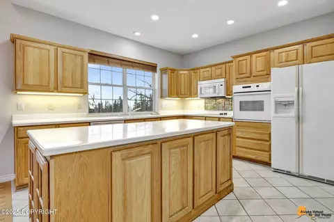 Kitchen - 9915 Middlerock Rd, Anchorage, AK 99507 photo 1 of 5