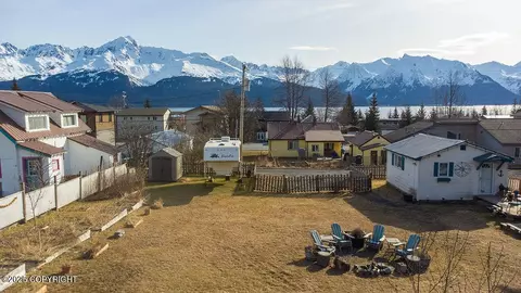 Exterior - 428 Third Ave, Seward, AK 99664 photo 10 of 10