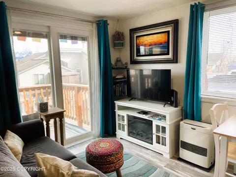 Living - 428 Third Ave, Seward, AK 99664 photo 2 of 2