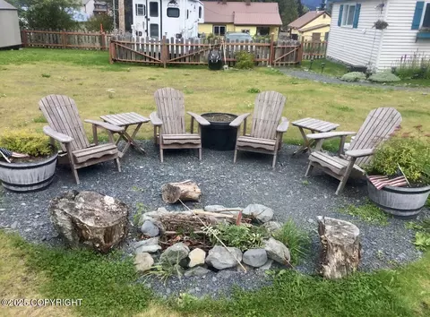 Exterior - 428 Third Ave, Seward, AK 99664 photo 7 of 10