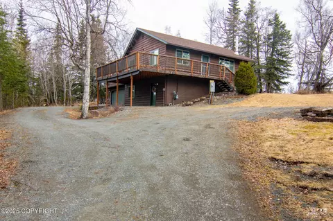 360 Green Ct, Soldotna, AK 99669