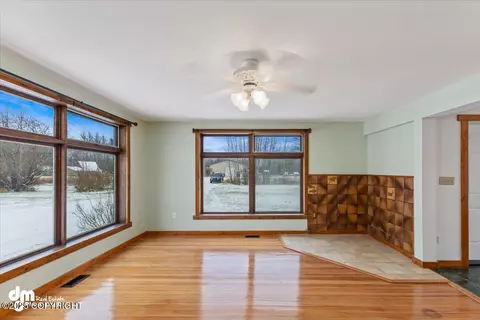15523 E Outer Springer Loop, Palmer, AK 99645 photo 8