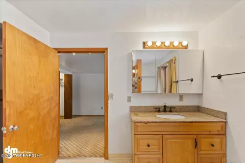 15523 E Outer Springer Loop, Palmer, AK 99645 photo 38